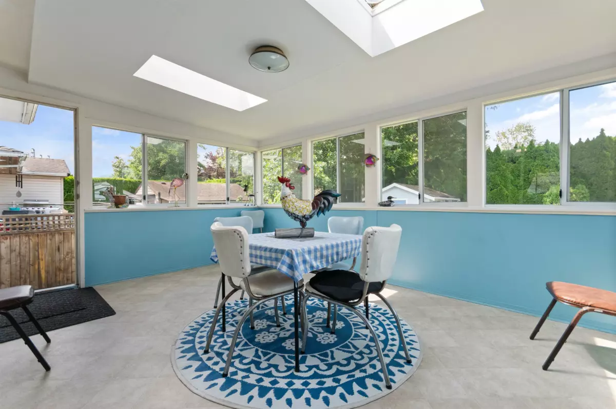 Hot Tub / Spa Photo of 45601 Herron Avenue, Chilliwack, BC