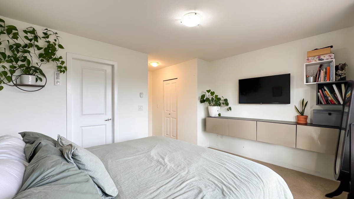 Loft / Bonus Room Photo of 9 18777 68a Avenue, Surrey, BC