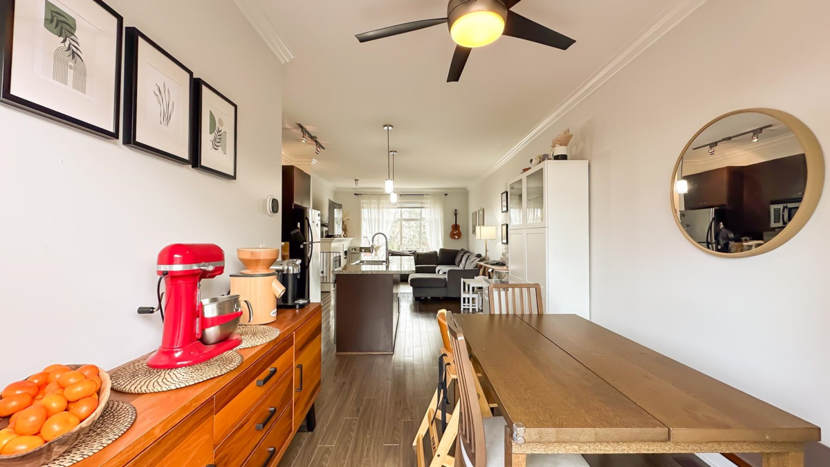 Walk-In Closet Photo of 9 18777 68a Avenue, Surrey, BC