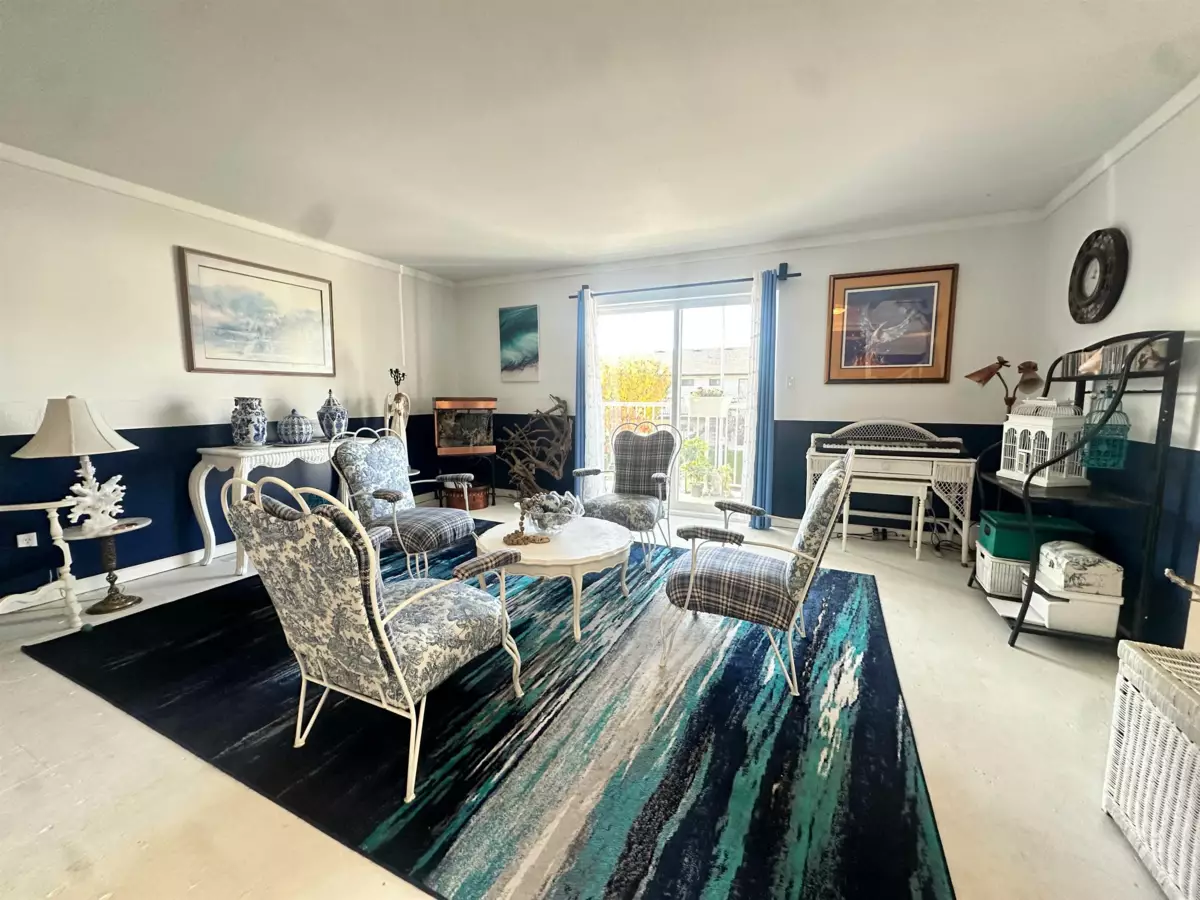 Guest Bathroom Photo of 6 7450 Huron Street, Chilliwack, BC