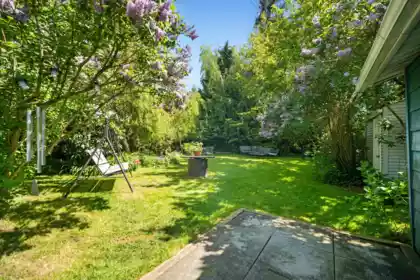 Pantry Photo of 1056 Stevens Street, White Rock, BC