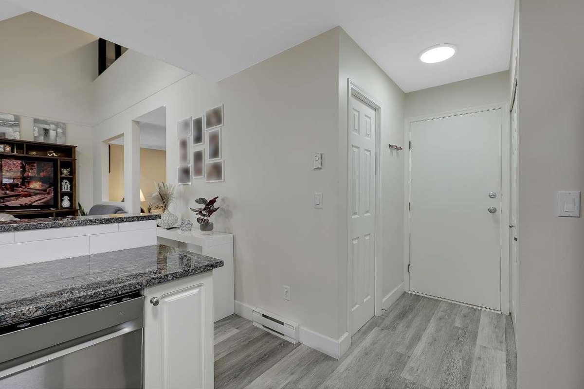 Powder Room Photo of 6 11355 NE 236 Street, Maple Ridge, BC