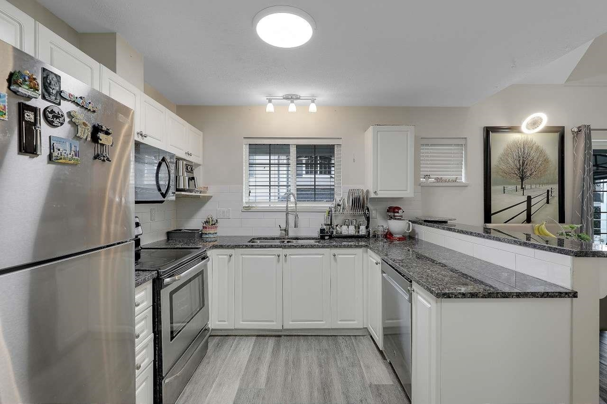 Primary Bedroom Photo of 6 11355 NE 236 Street, Maple Ridge, BC