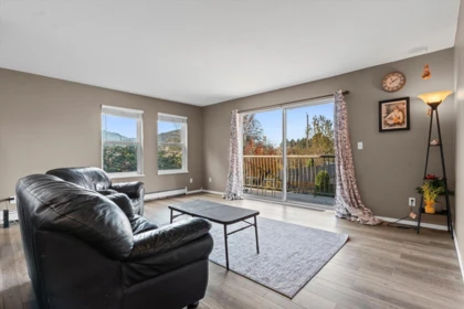 205 45702 Watson Road, Chilliwack, BC, Chilliwack — Apartment/Condo for sale