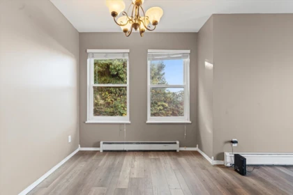 Primary Bedroom Photo of 205 45702 Watson Road, Chilliwack, BC