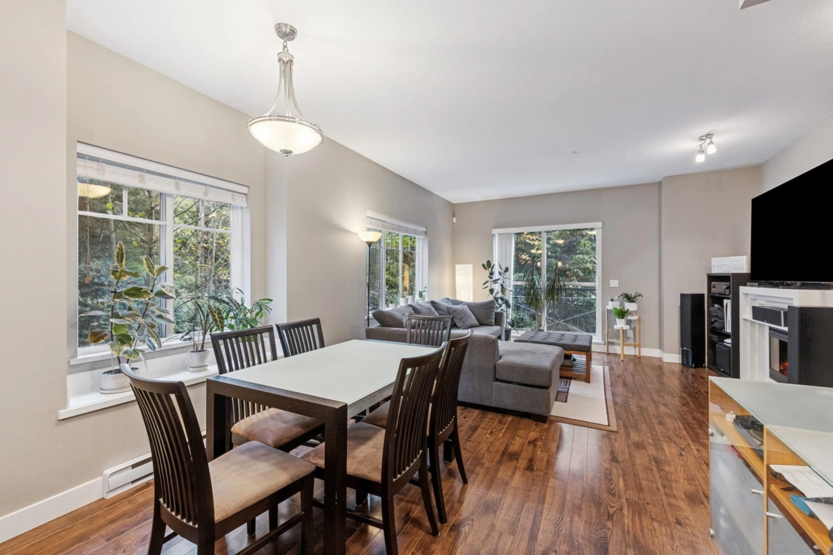 Breakfast Nook Photo of 207 3888 Norfolk Street, Burnaby, BC