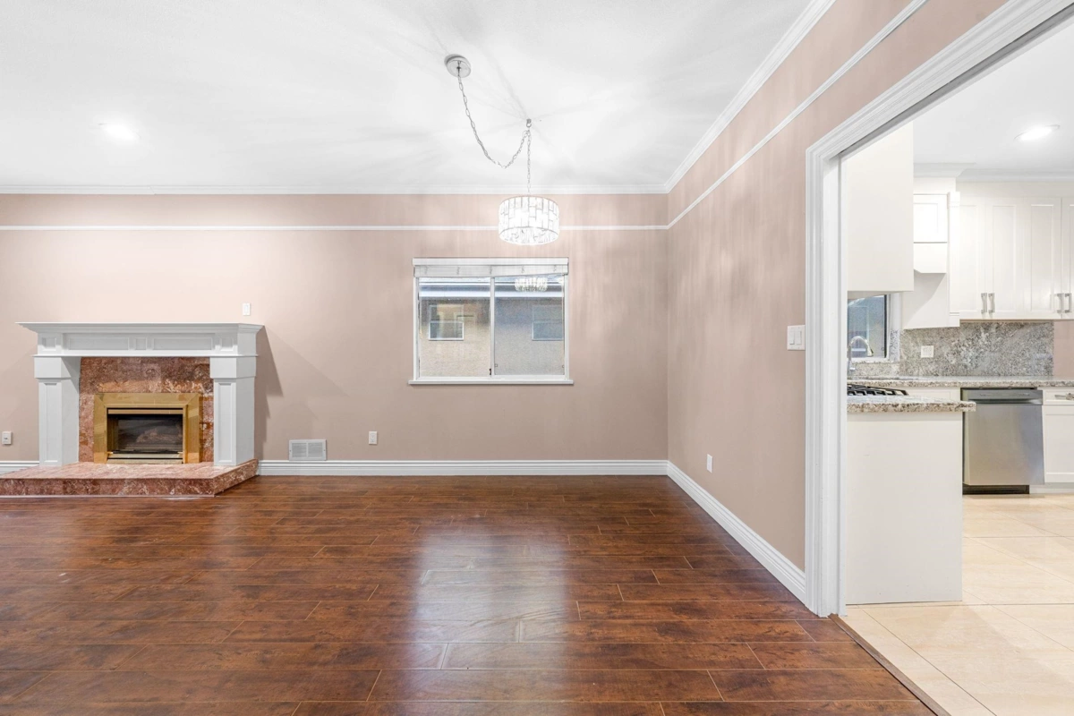 Breakfast Nook Photo of 10380 Bird Road, Richmond, BC