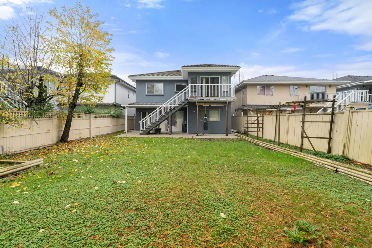 Fitness Center Photo Near 10380 Bird Road, Richmond, BC