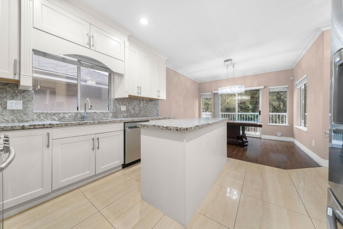 Guest Bathroom Photo of 10380 Bird Road, Richmond, BC