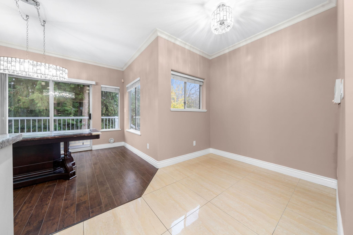 Hallway Photo of 10380 Bird Road, Richmond, BC