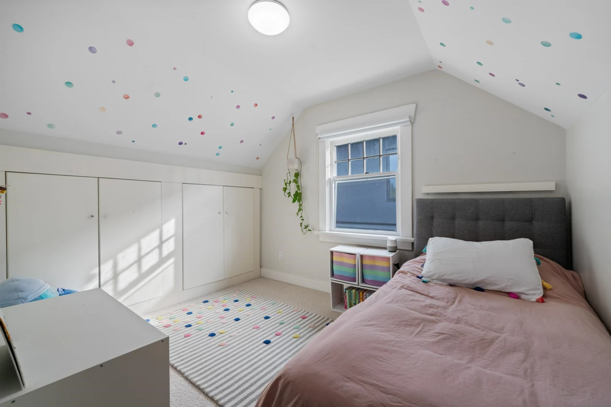 Backyard Photo of 2138 W 21st Avenue, Vancouver, BC