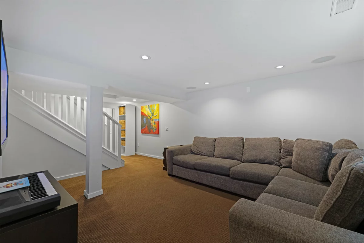 Garden / Landscaping Photo of 2138 W 21st Avenue, Vancouver, BC