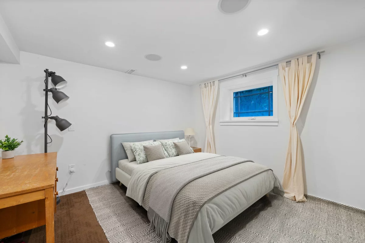 Hot Tub / Spa Photo of 2138 W 21st Avenue, Vancouver, BC