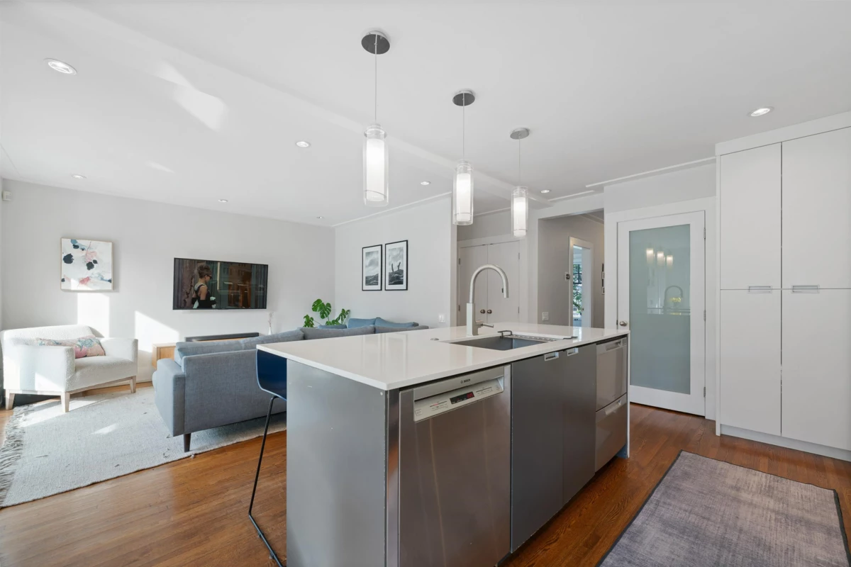 Kitchen Photo of 2138 W 21st Avenue, Vancouver, BC