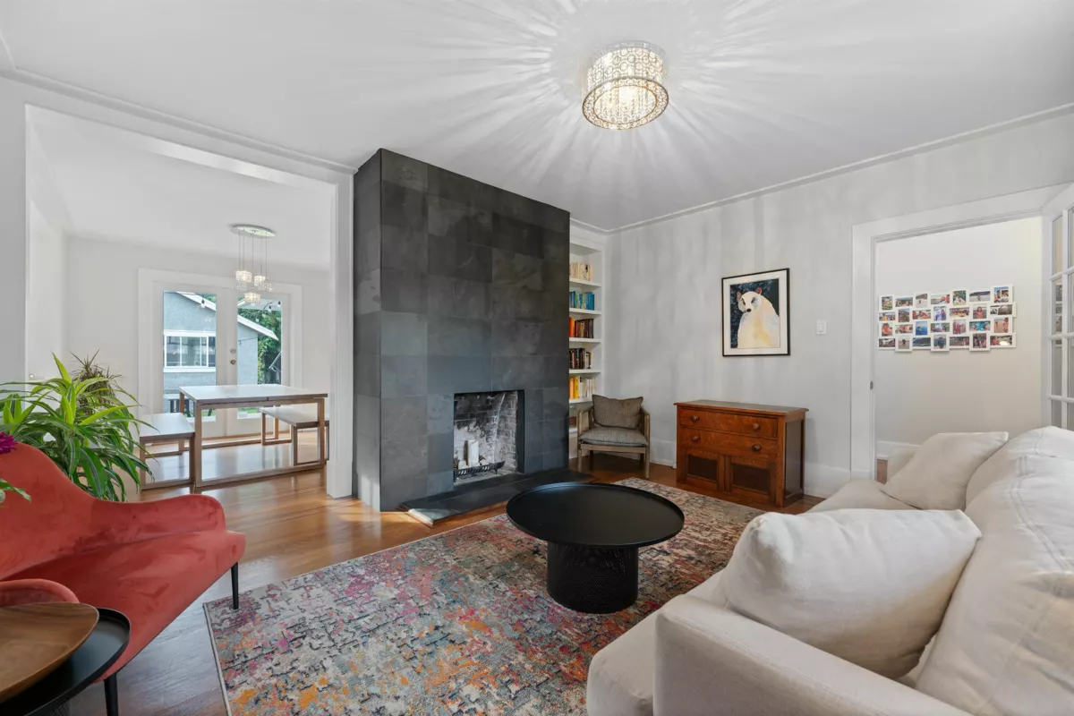 Powder Room Photo of 2138 W 21st Avenue, Vancouver, BC