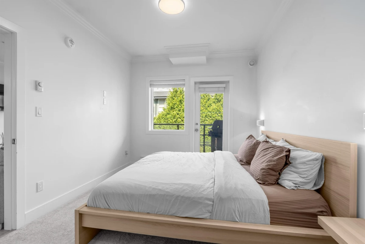 Basement Recreation Room Photo of 204 2389 Hawthorne Avenue, Port Coquitlam, BC