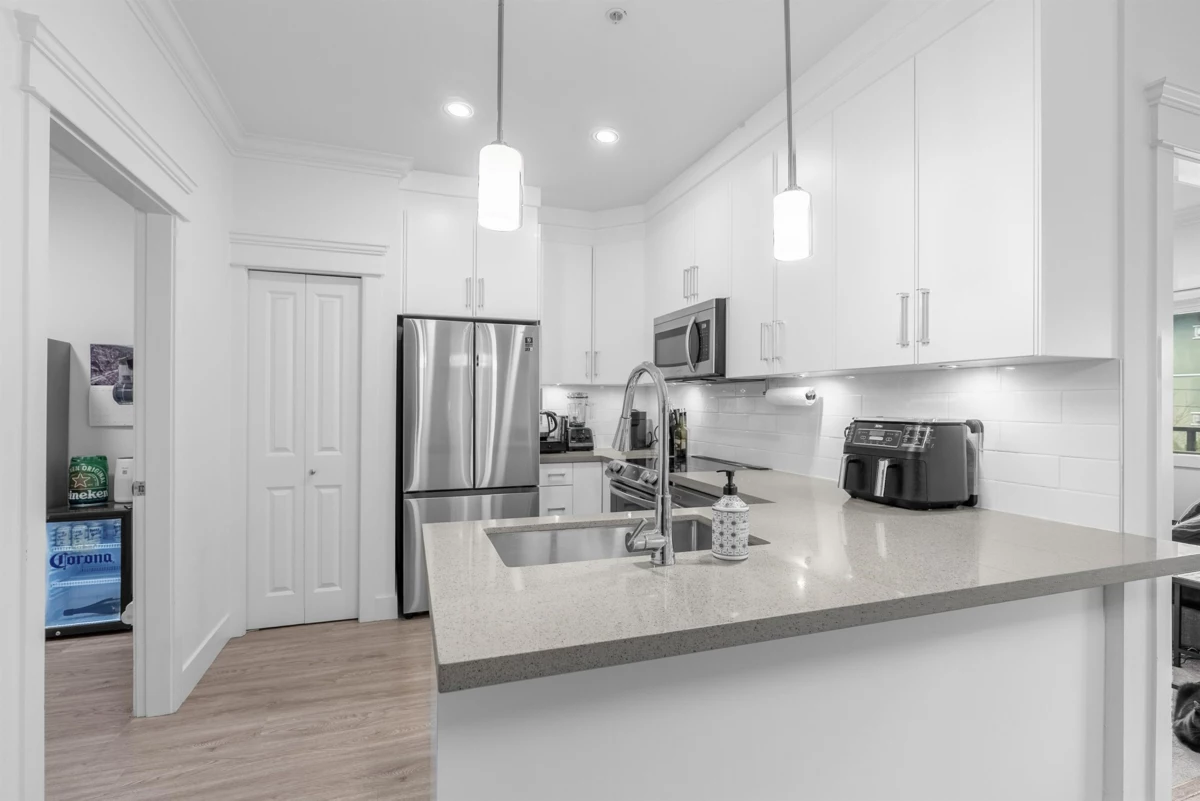 Bedroom 4 Photo of 204 2389 Hawthorne Avenue, Port Coquitlam, BC