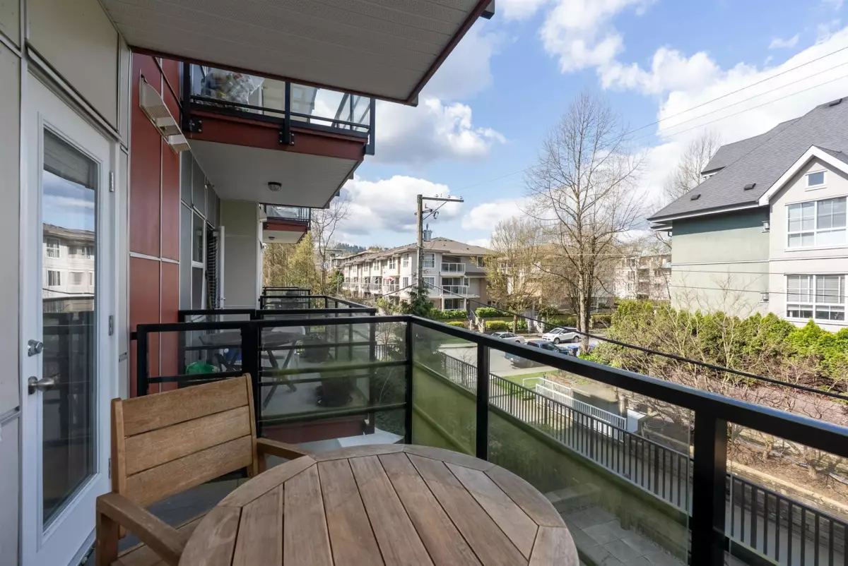 Outdoor Deck Photo of 204 2389 Hawthorne Avenue, Port Coquitlam, BC