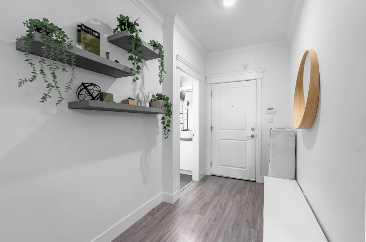 Primary Bedroom Photo of 204 2389 Hawthorne Avenue, Port Coquitlam, BC