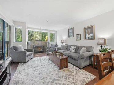 333 4905 Spearhead Place, Whistler, BC, Whistler — Apartment/Condo for sale