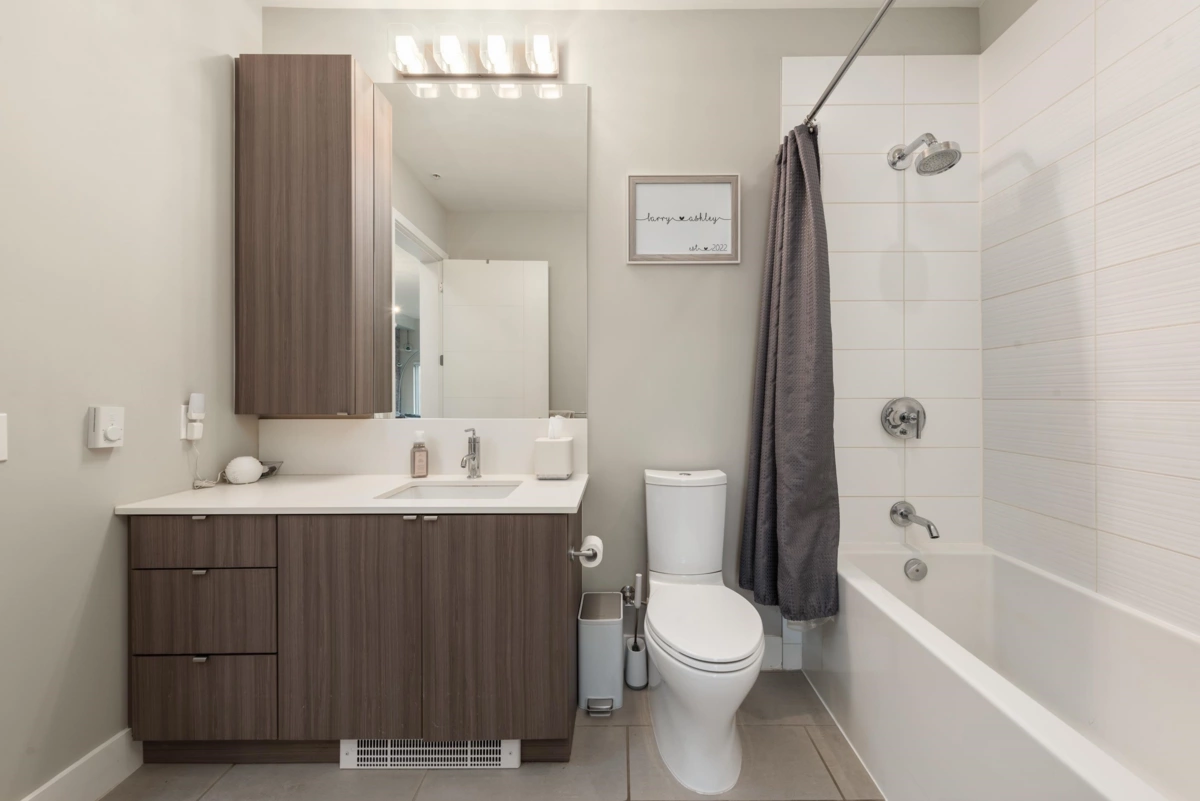 Basement Recreation Room Photo of 116 262 Salter Street, New Westminster, BC