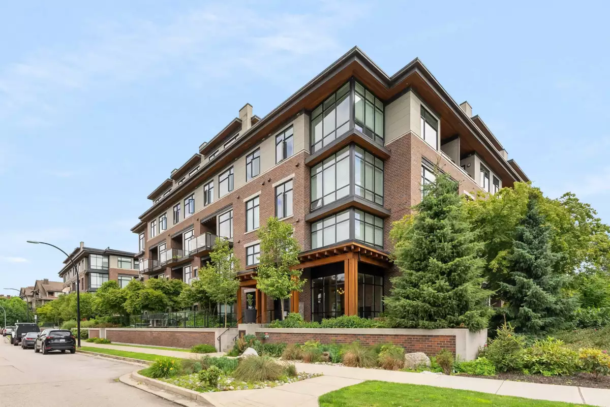 Front Yard Photo of 116 262 Salter Street, New Westminster, BC