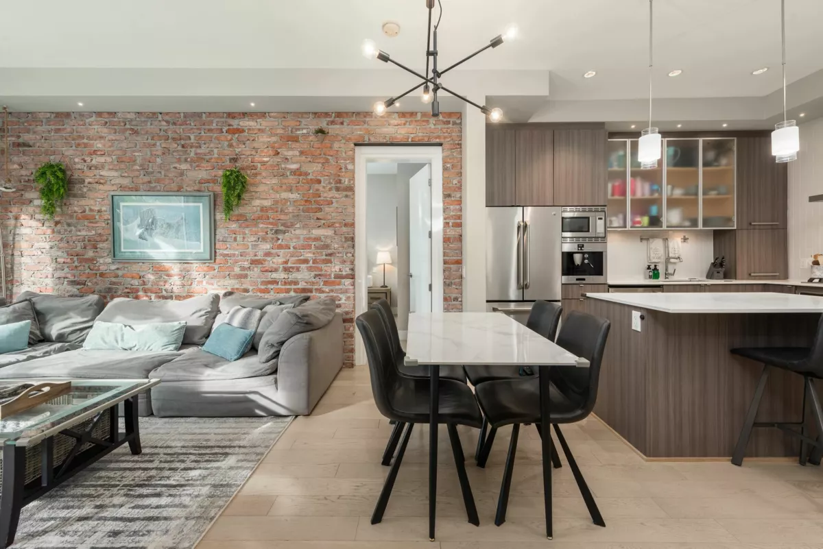 Kitchen Island Photo of 116 262 Salter Street, New Westminster, BC