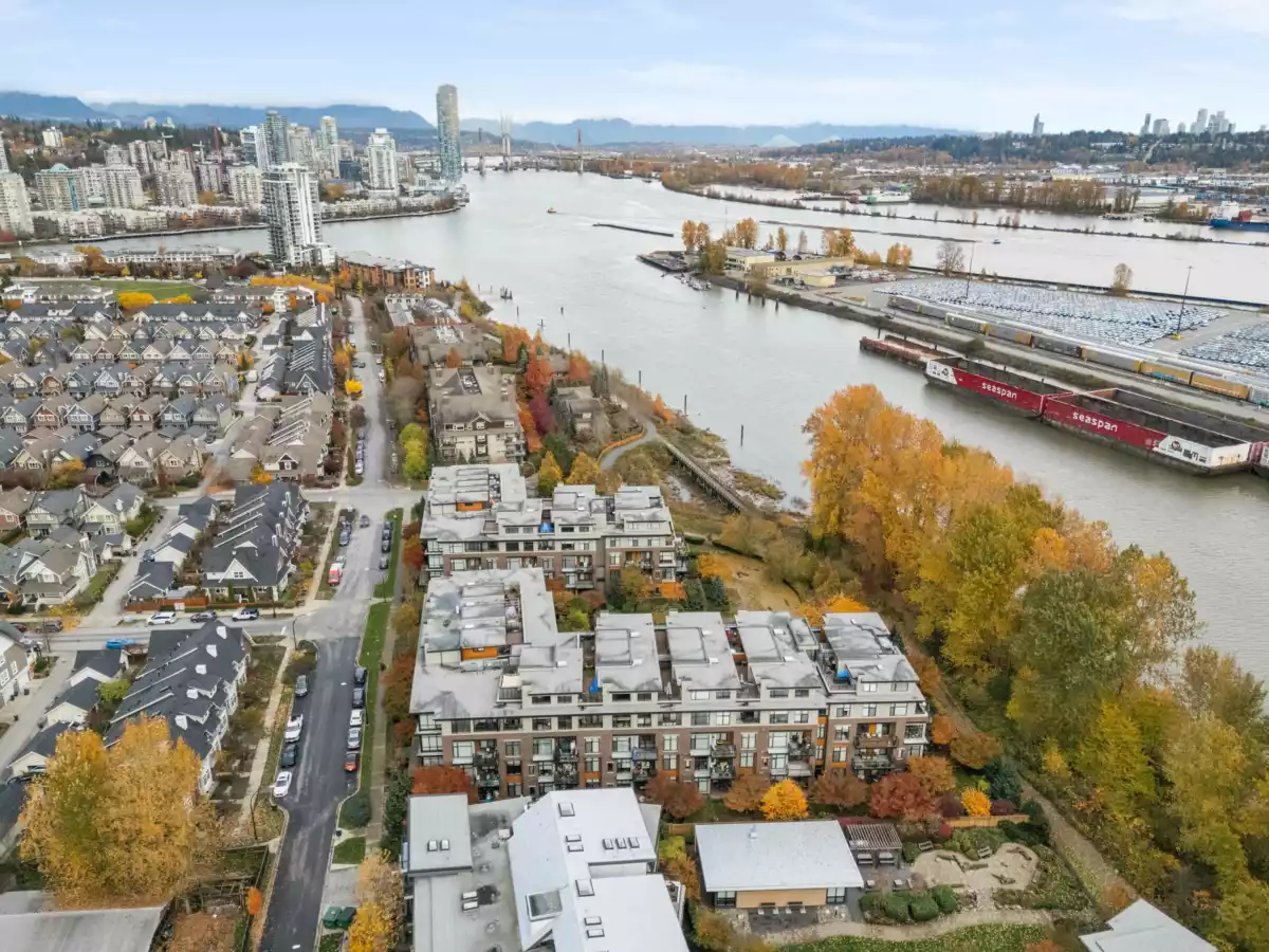 Outdoor Kitchen Photo of 116 262 Salter Street, New Westminster, BC