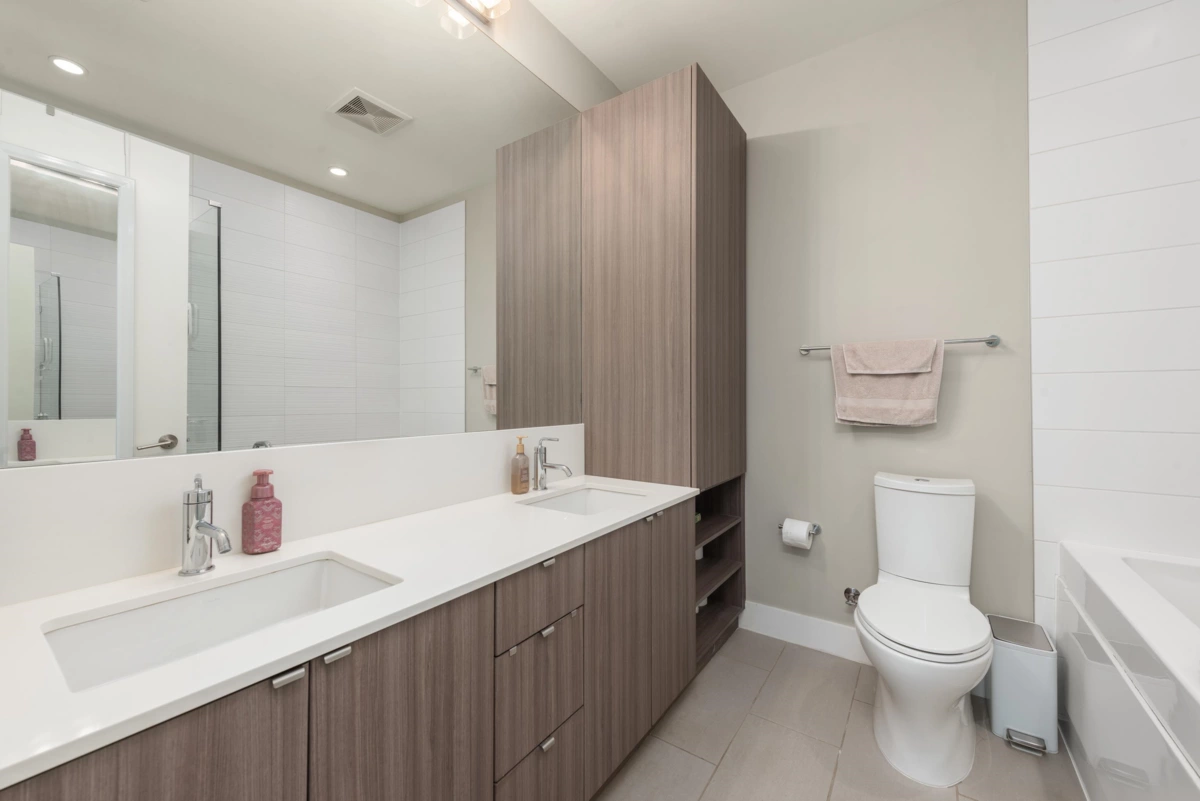 Powder Room Photo of 116 262 Salter Street, New Westminster, BC