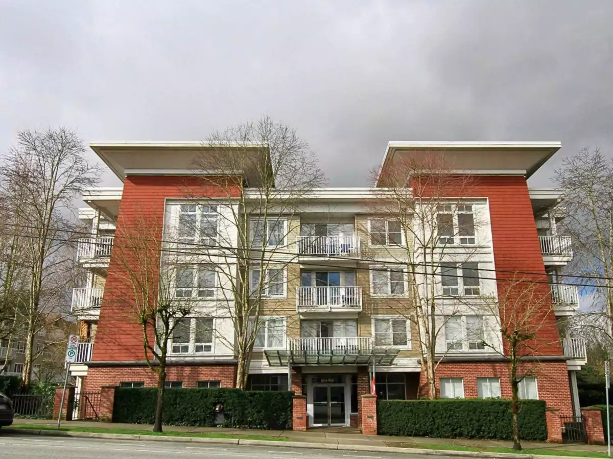 Exterior Front Photo of 307 12283 224 Street, Maple Ridge, BC