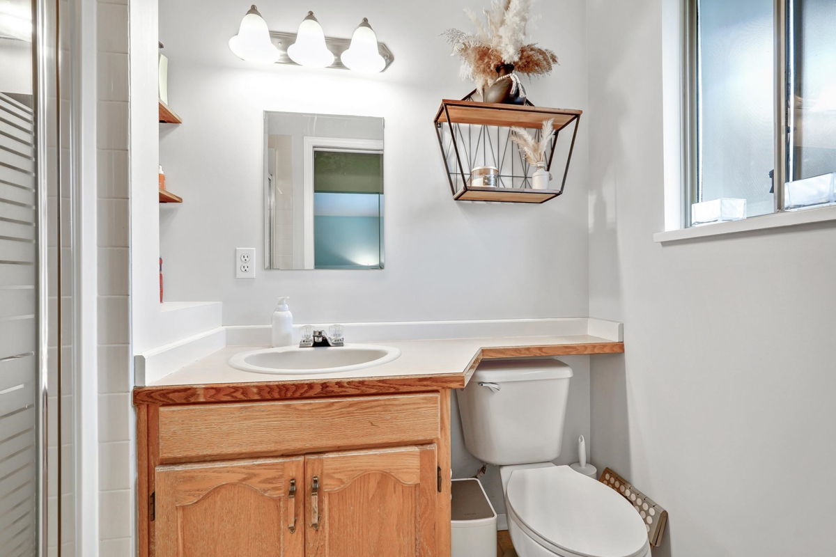 Bedroom 3 Photo of 24810 118b Avenue, Maple Ridge, BC