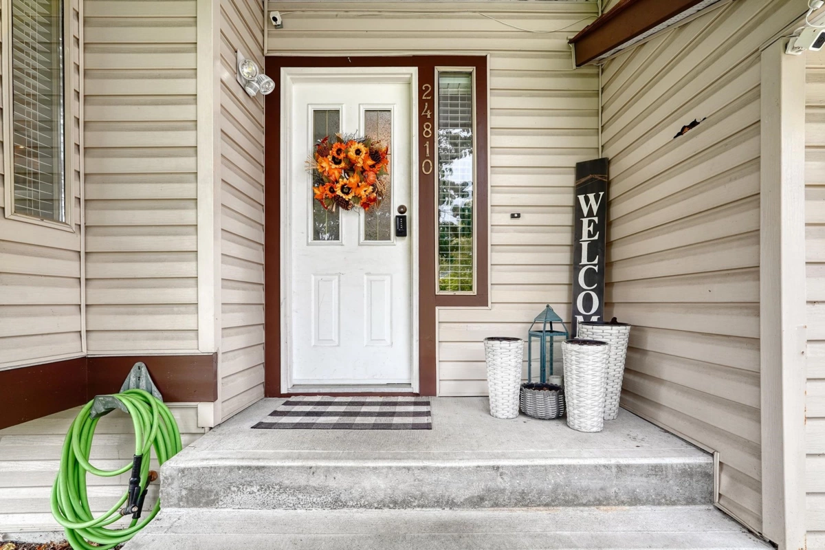 Outdoor Kitchen Photo of 24810 118b Avenue, Maple Ridge, BC