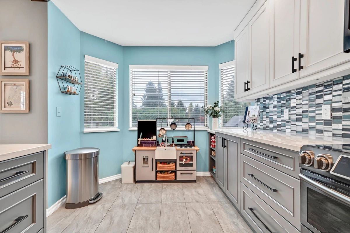 Pantry Photo of 24810 118b Avenue, Maple Ridge, BC