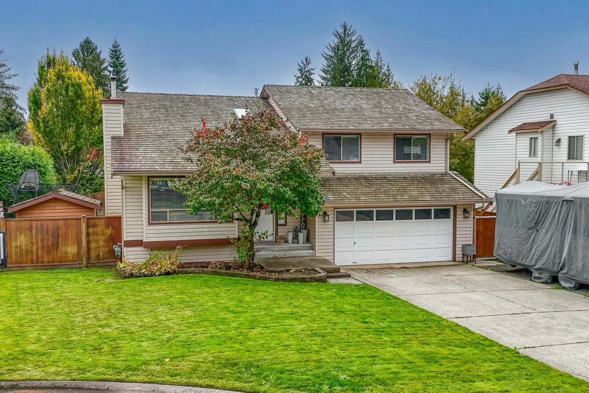 Playground / Recreational Area Near 24810 118b Avenue, Maple Ridge, BC