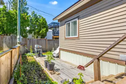 Laundry Room Photo of 21B 26892 Fraser Highway, Langley, BC