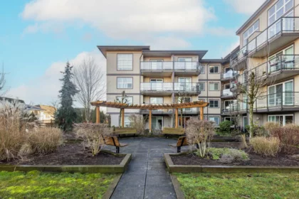 111 30525 Cardinal Avenue, Abbotsford, BC, Abbotsford — Apartment/Condo for sale