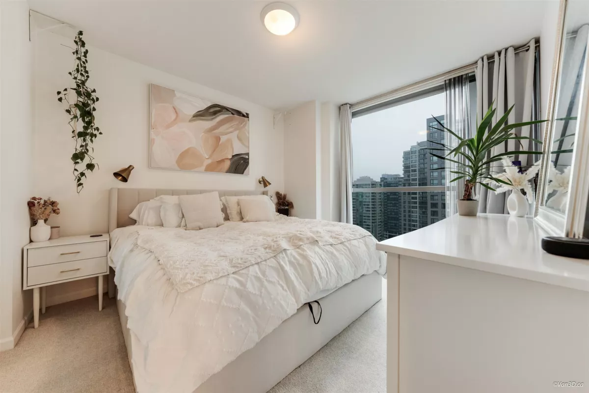 Kitchen Photo of 2104 928 Richards Street, Vancouver, BC
