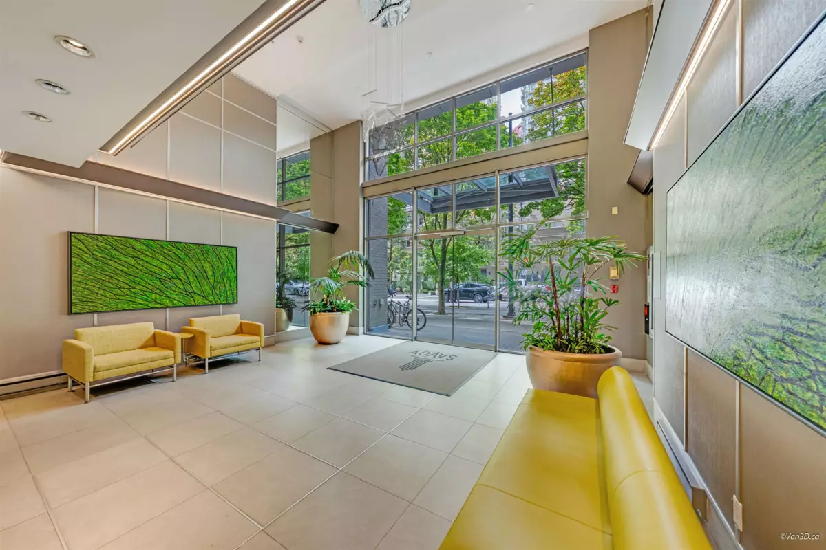 Walk-In Closet Photo of 2104 928 Richards Street, Vancouver, BC