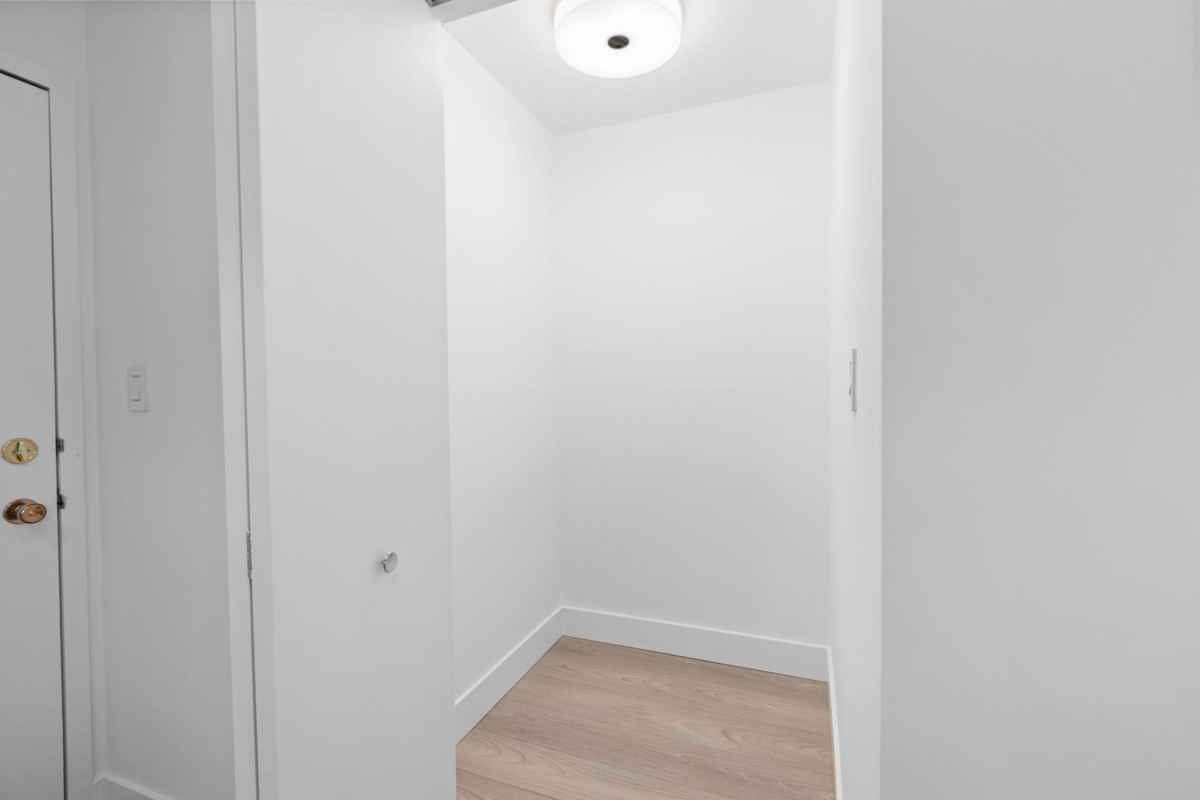 Hallway Photo of 202 1422 E 3rd Avenue, Vancouver, BC