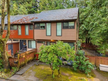 4790 Fernglen Place, Burnaby, BC, Burnaby — Townhouse for sale
