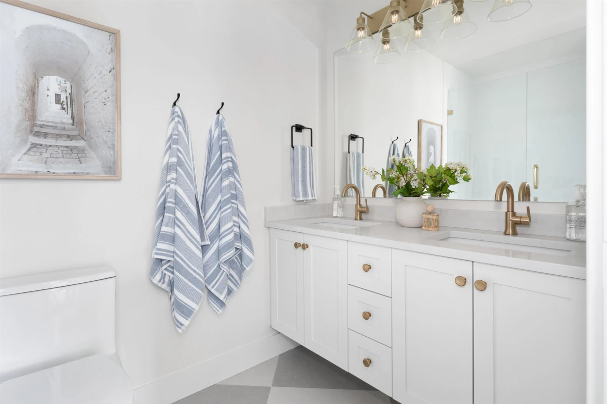 Kitchen Photo of 32 20329 80 Avenue, Langley, BC