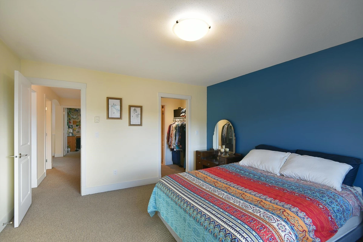 Bedroom 3 Photo of 303 5711 Ebbtide Street, Sechelt, BC