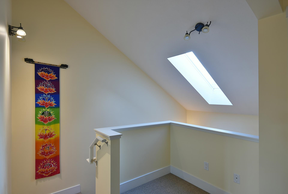 Primary Bathroom Photo of 303 5711 Ebbtide Street, Sechelt, BC