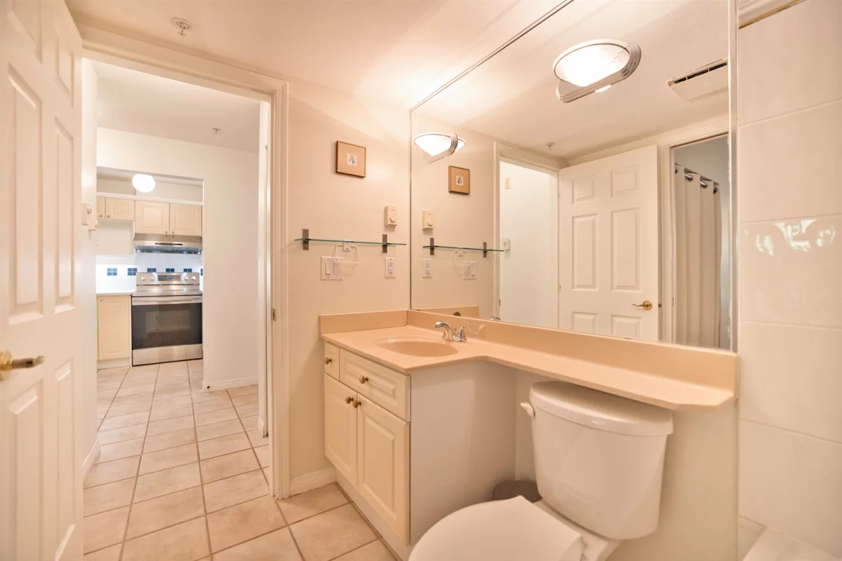 Walk-In Closet Photo of 129 5500 Andrews Road, Richmond, BC