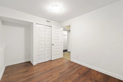 Entry Foyer Photo of 6245 152a Street, Surrey, BC