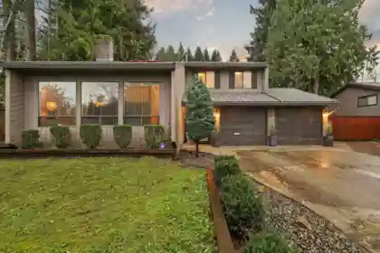 6245 152a Street, Surrey, BC, Surrey — Single Family Residence for sale