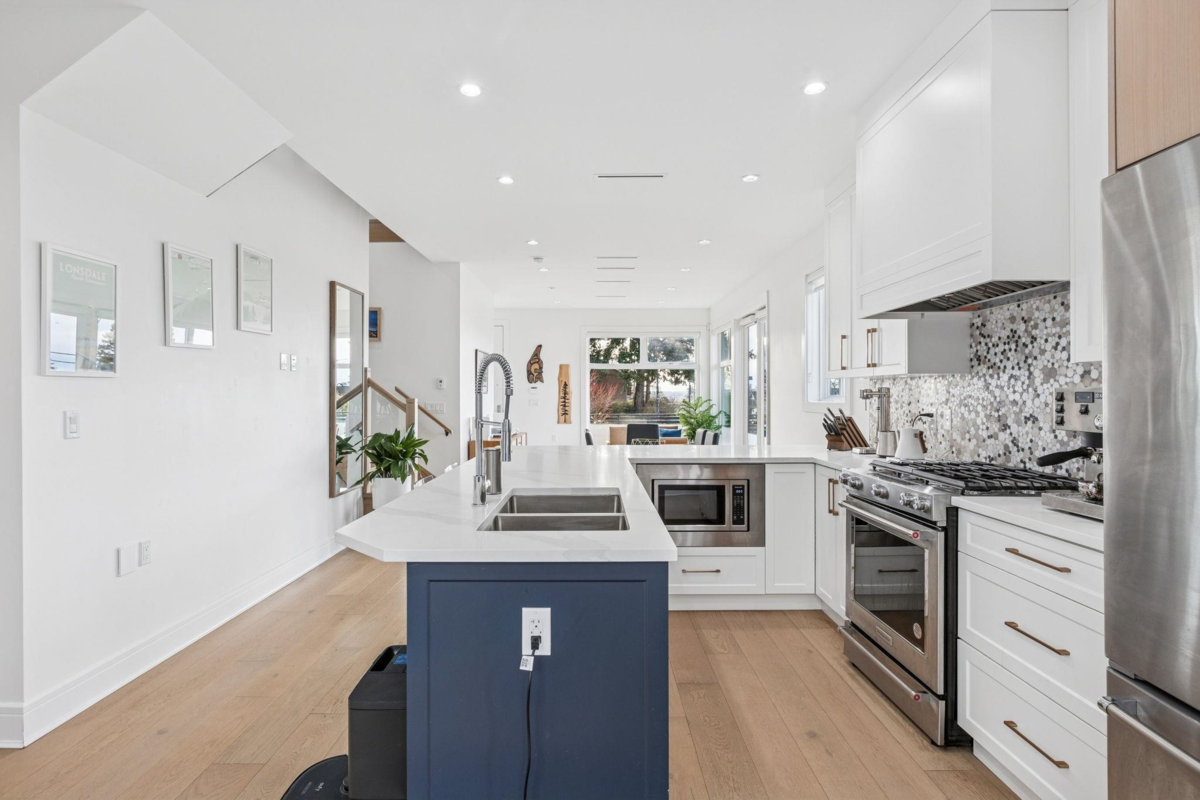 Bedroom 4 Photo of 366 W Keith Road, North Vancouver, BC