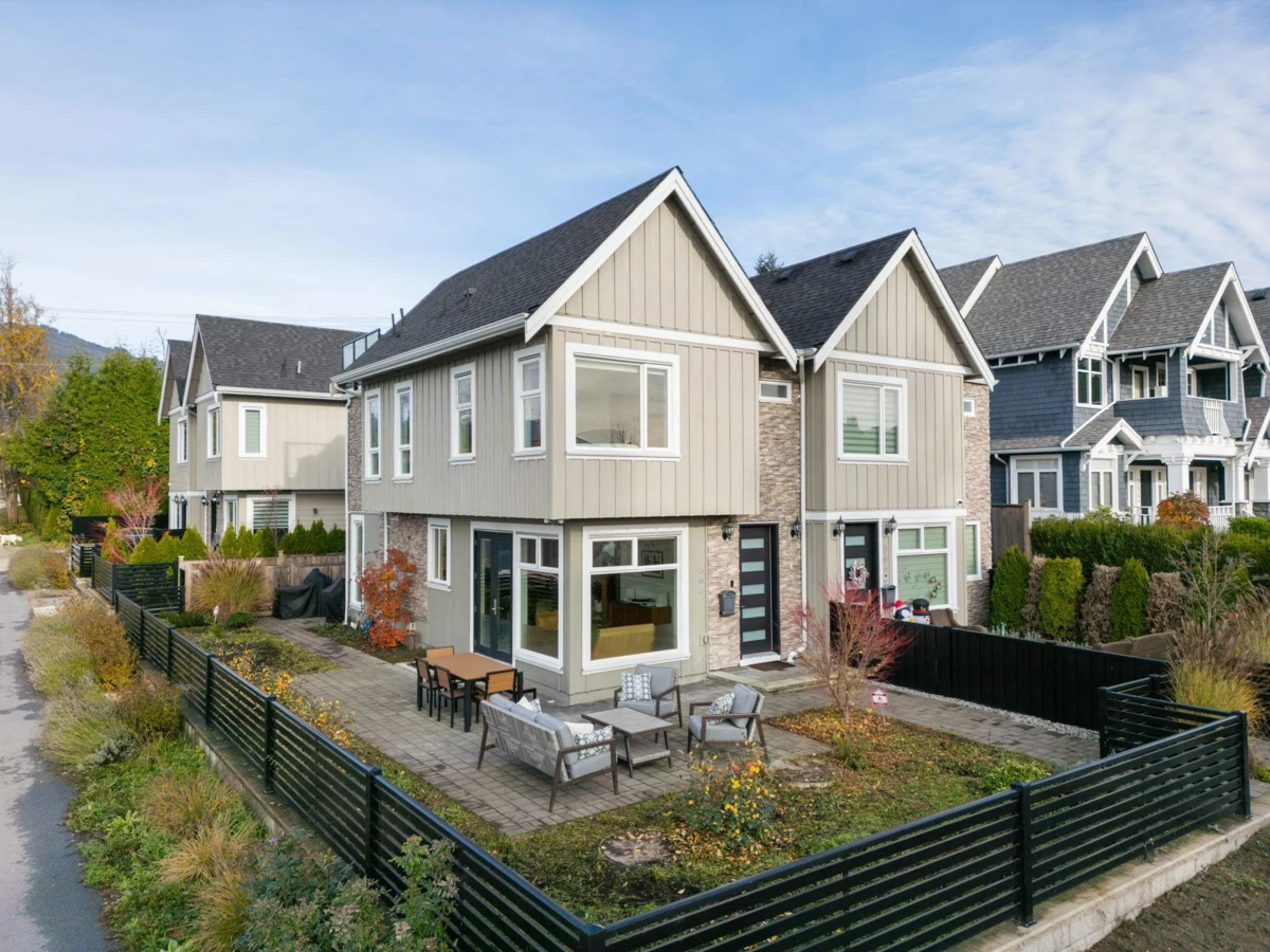 Exterior Front Photo of 366 W Keith Road, North Vancouver, BC