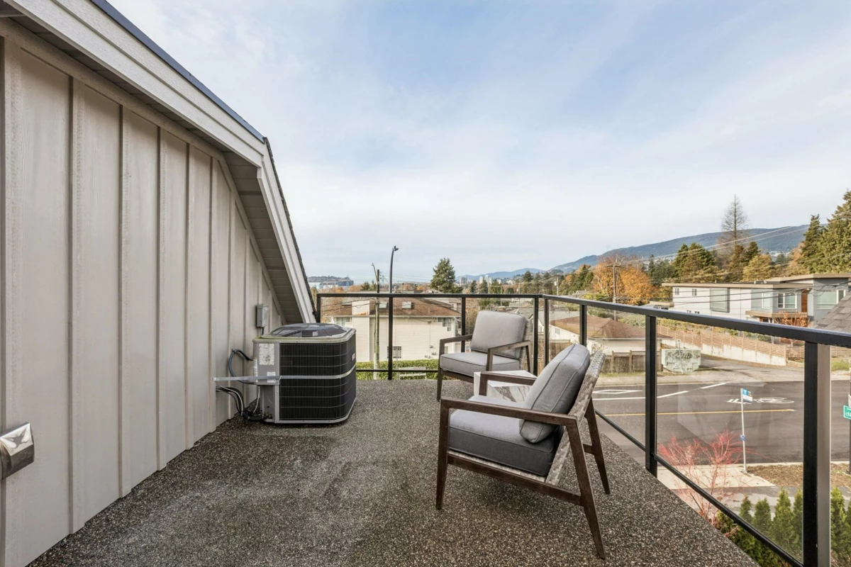 Garden / Landscaping Photo of 366 W Keith Road, North Vancouver, BC