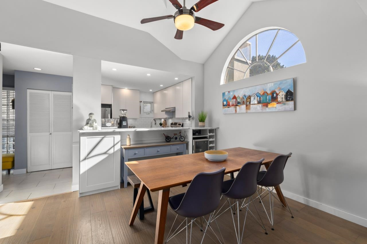 Breakfast Nook Photo of 6 2880 W 33rd Avenue, Vancouver, BC